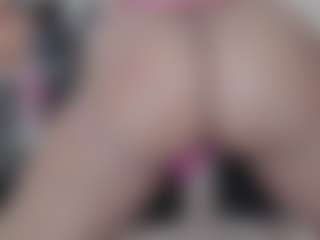 Live cam show with Tamy Bennett - Toys on pussylord.com