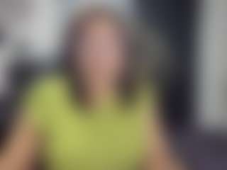Live cam show with tiffanywiilson - Brown Hair on hrnylive.com