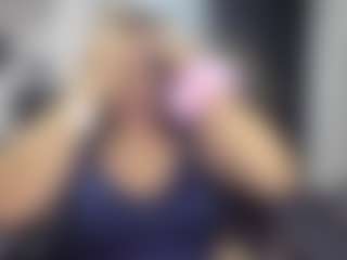 tiffanywiilson's Live Sex Cam Show