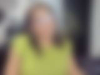 Live cam show with tiffanywiilson - Brown Hair on TeamSkeetLive