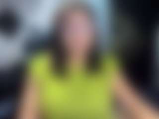 Live cam show with tiffanywiilson - Brown Eyes MILF on UwU Esports