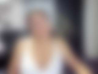 Live cam show with tiffanywiilson - Shaved Pussy Mature on CamClone
