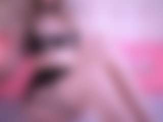 Live cam show with Pussylovekate - Athletic on Dare Cams