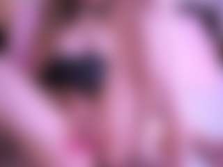 Live cam show with Pussylovekate - Green Eyes on Camsoda