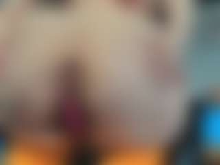 TinyToni's Live Sex Cam Show