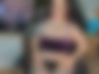 TinyToni's Live Sex Cam Show