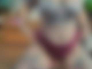 TinyToni's Live Sex Cam Show