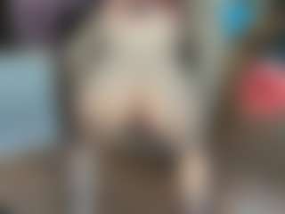 TinyToni's Live Sex Cam Show