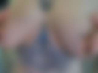 TinyToni's Live Sex Cam Show