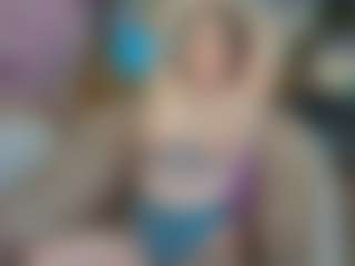 TinyToni's Live Sex Cam Show