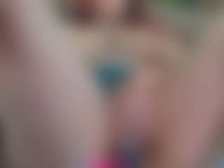 TinyToni's Live Sex Cam Show