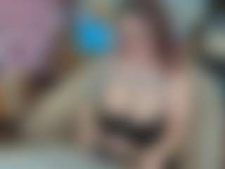 Live cam show with TinyToni - Tattoos on Gym Cam Girls