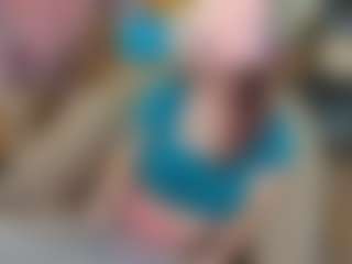 TinyToni's Live Sex Cam Show