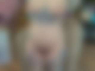 Live cam show with TinyToni - Wet on milfzrlive.com