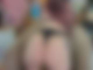 TinyToni's Live Sex Cam Show