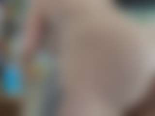 TinyToni's Live Sex Cam Show