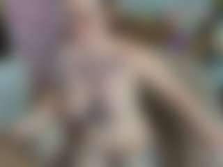 TinyToni's Live Sex Cam Show