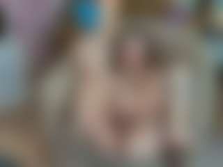 TinyToni's Live Sex Cam Show