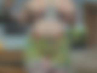 TinyToni's Live Sex Cam Show