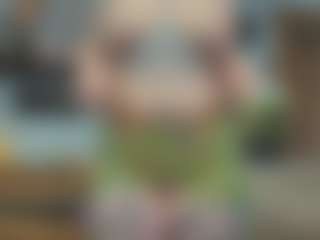TinyToni's Live Sex Cam Show