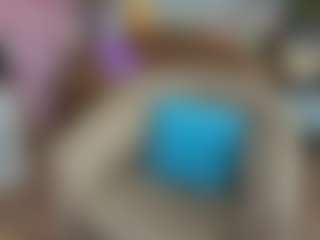 Live cam show with TinyToni - Brown Eyes BBW on Uber Horny