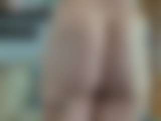 TinyToni's Live Sex Cam Show