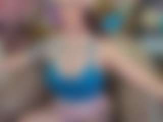 Live cam show with TinyToni - Tattoos on Gym Cam Girls