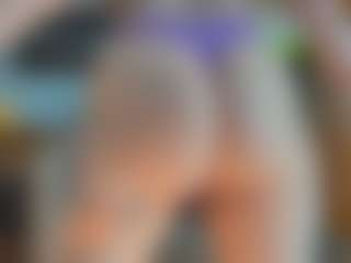 TinyToni's Live Sex Cam Show