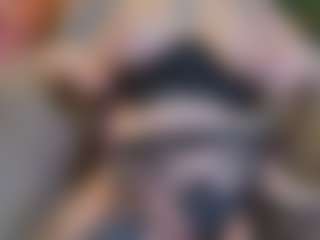 TinyToni's Live Sex Cam Show