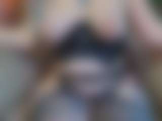 TinyToni's Live Sex Cam Show