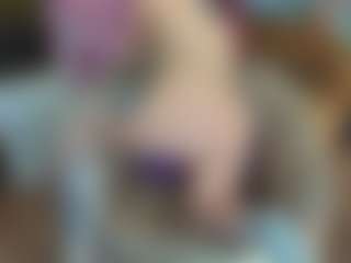 TinyToni's Live Sex Cam Show