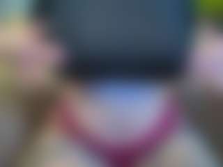 TinyToni's Live Sex Cam Show