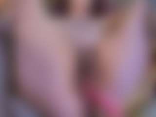TinyToni's Live Sex Cam Show