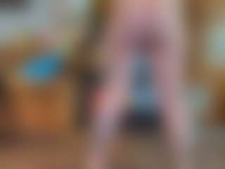 Live cam show with TinyToni - Ddlg on TeamSkeetLive