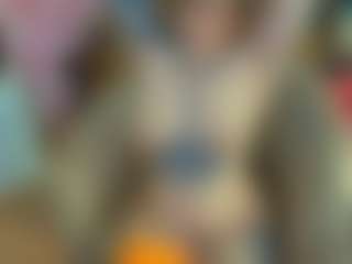TinyToni's Live Sex Cam Show