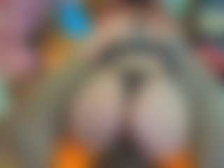 TinyToni's Live Sex Cam Show