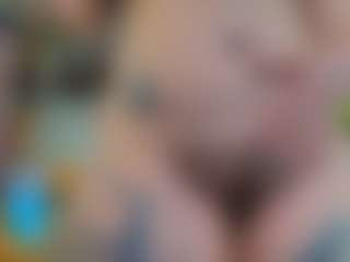 TinyToni's Live Sex Cam Show