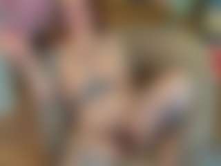 TinyToni's Live Sex Cam Show