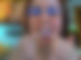 TinyToni's Live Sex Cam Show