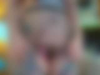 TinyToni's Live Sex Cam Show