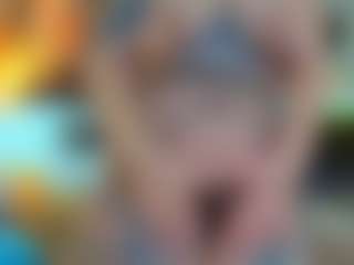 TinyToni's Live Sex Cam Show