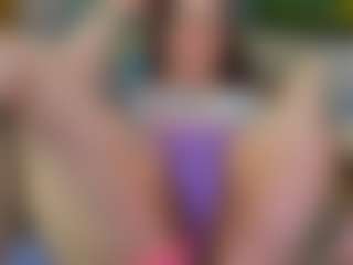 TinyToni's Live Sex Cam Show