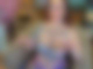 TinyToni's Live Sex Cam Show