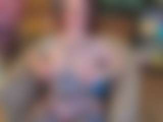 TinyToni's Live Sex Cam Show
