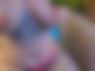 TinyToni's Live Sex Cam Show