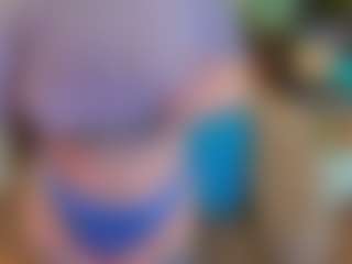 Live cam show with TinyToni - Fetish on Camsoda