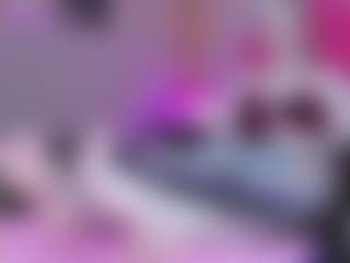 Live cam show with LexyGold - Blue Eyes on sexylive.show