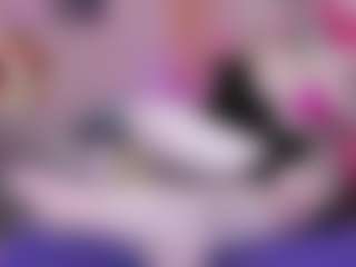 Live cam show with LexyGold - Shaved on Sweet Sext