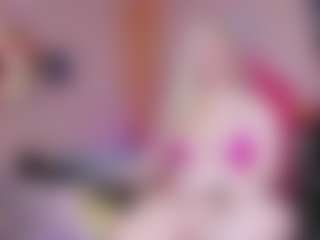 Live cam show with LexyGold - Shaved on infinitiblacc.com