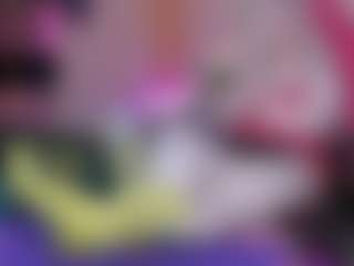 Spettacolo in cam dal vivo con LexyGold - Role Play MILF su Camsoda